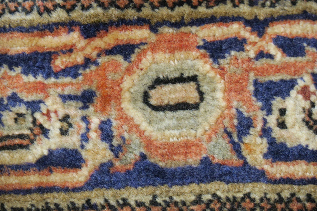 3'8'' x 5'5'' Persian Bijar Rug image 1
