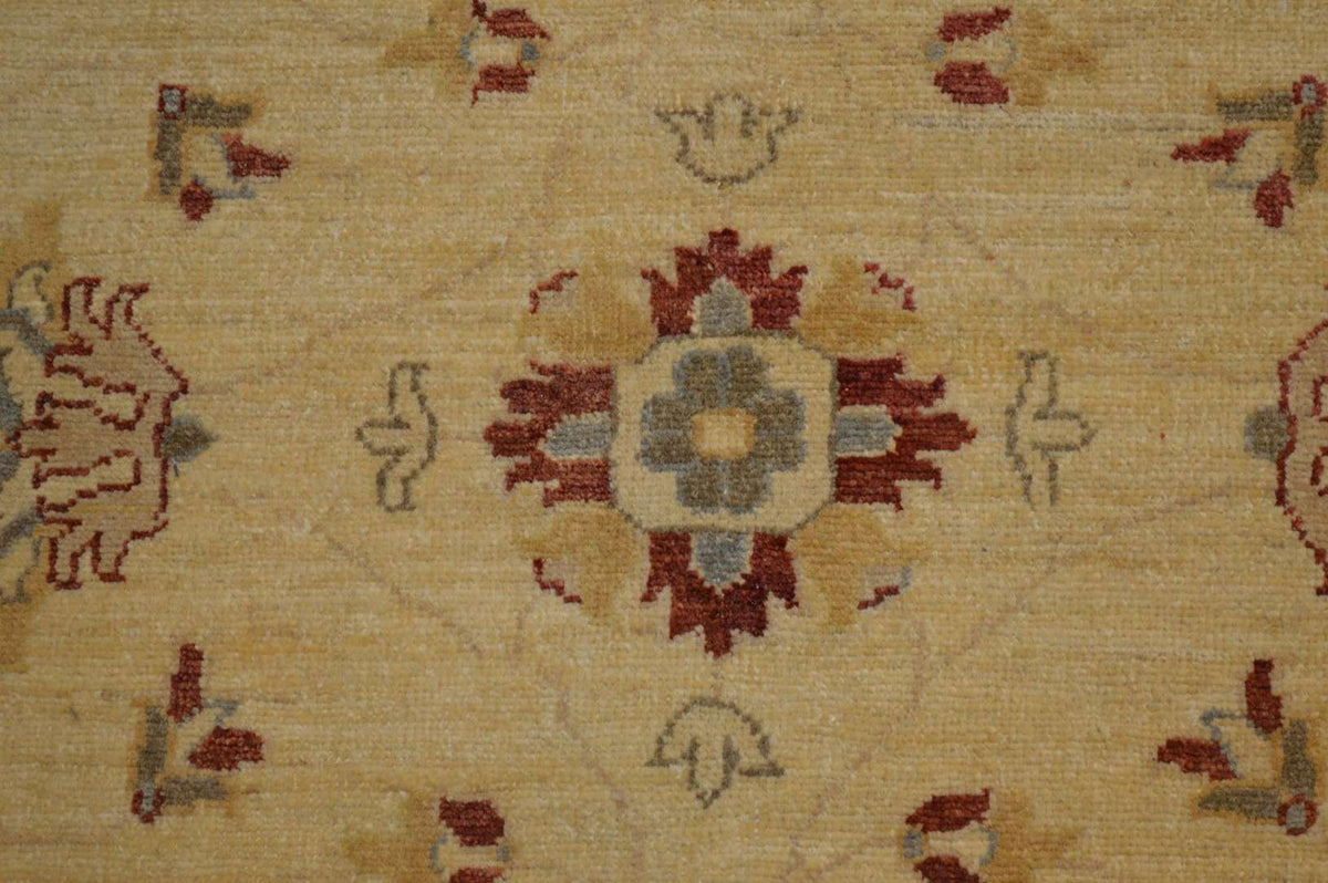 6' 0" x 9' 0" Pakistan Peshawar Rug image 8
