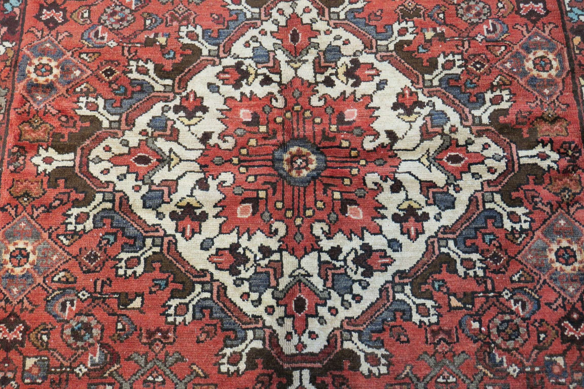 5'7'' x 10'2'' Persian Hamadan Rug image 8