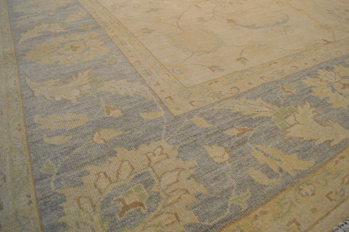 9' 2" x 11' 9" Pakistan Peshawar Rug image 6