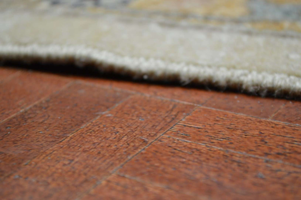 8' 2" x 9' 10" Pakistan Serapi Rug image 10