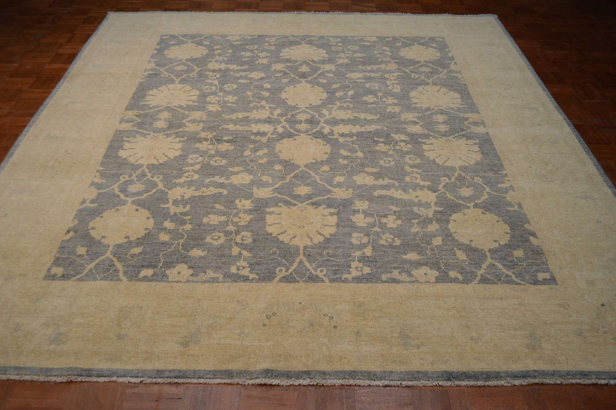 8' 2" x 9' 7" Pakistan Peshawar Rug image 1