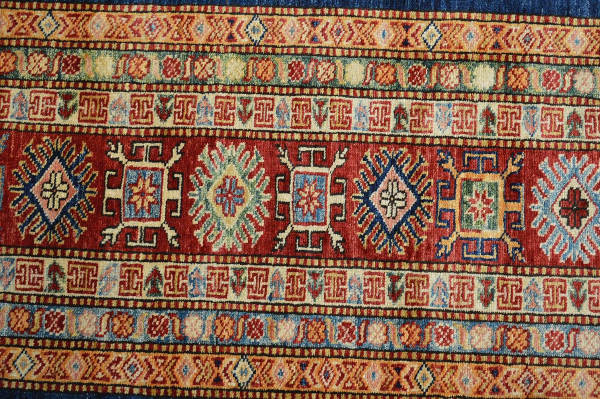 8' 10" x 11' 5" Pakistan Kazak Rug image 5