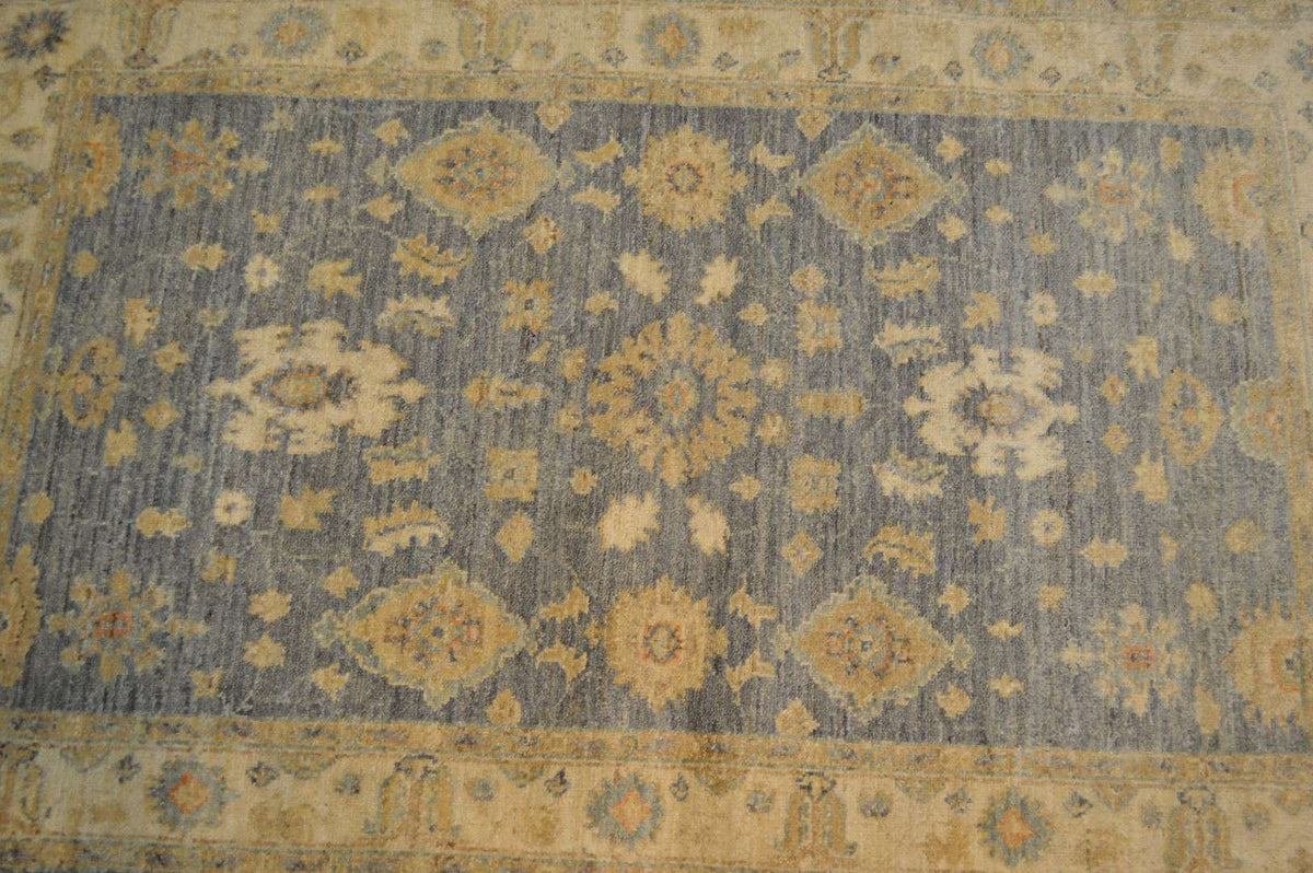 3' 0" x 5' 0" Pakistan Peshawar Rug image 4