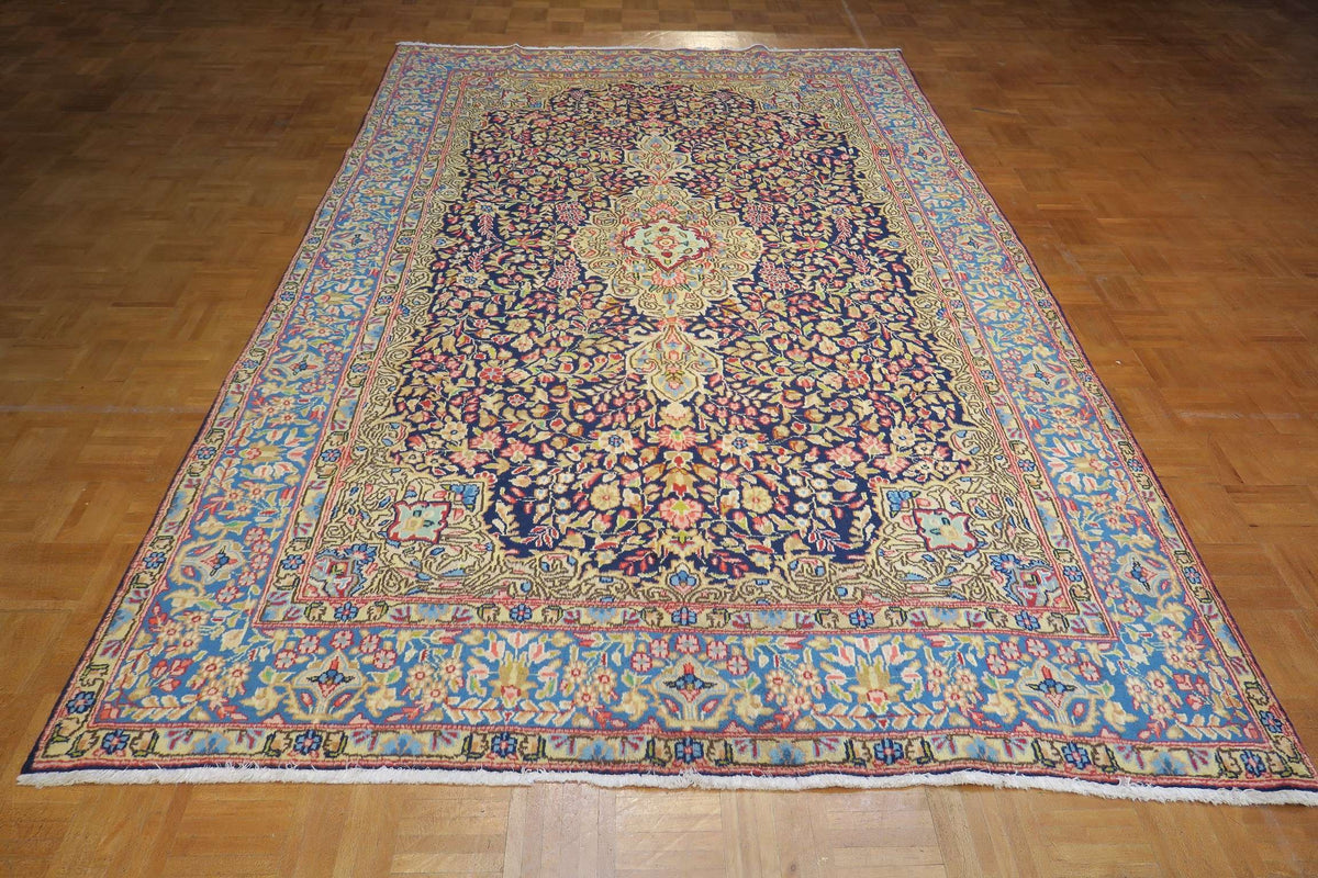 6'3'' x 9'5'' Persian Kerman Rug image 2