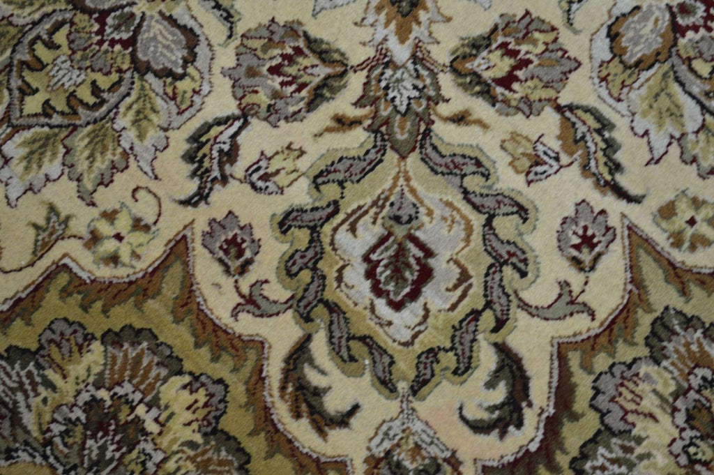 10' 0" x 10' 0" India Agra Round Rug image 2