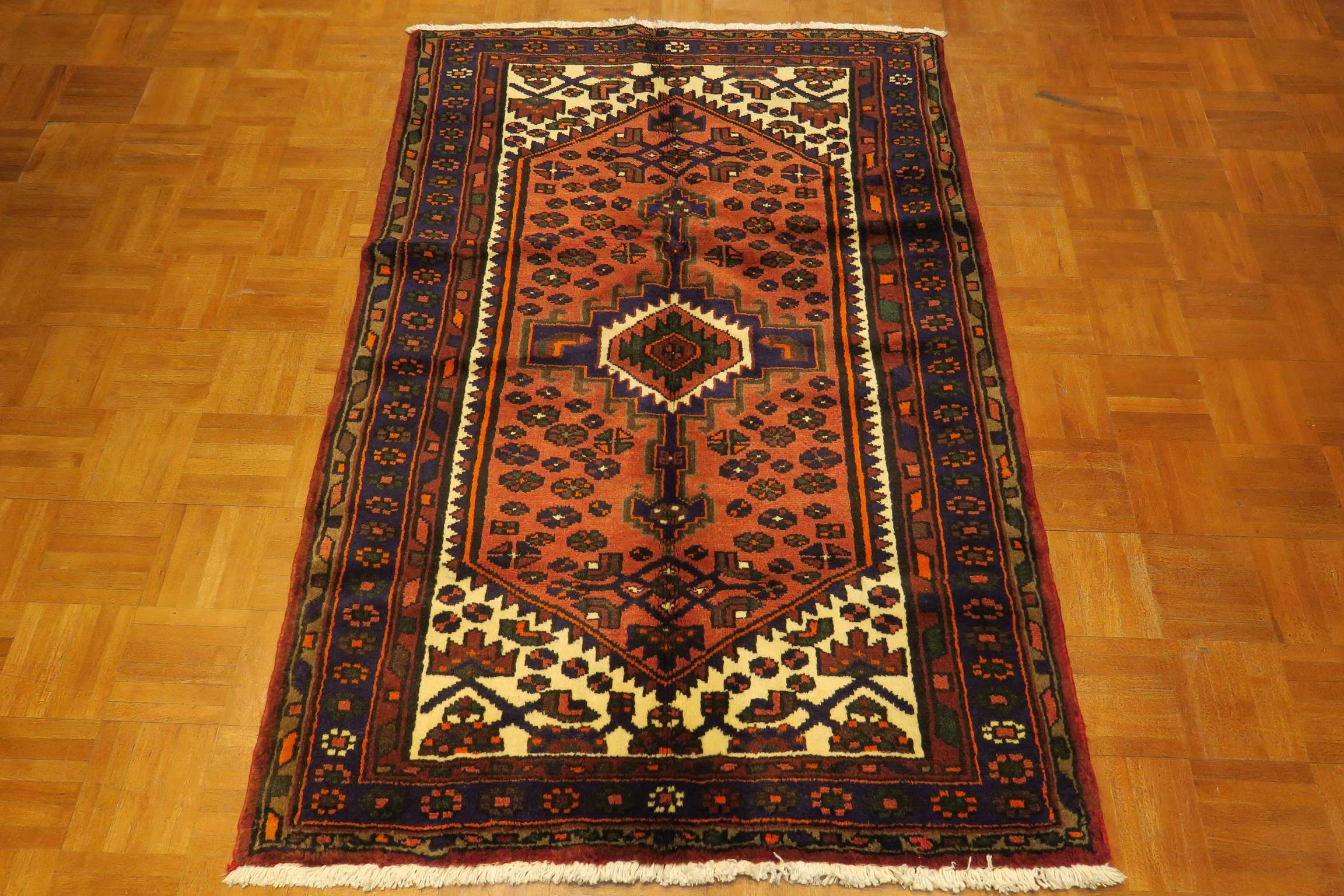 3'4'' x 4'9'' Persian Zanjan Rug - Image 9