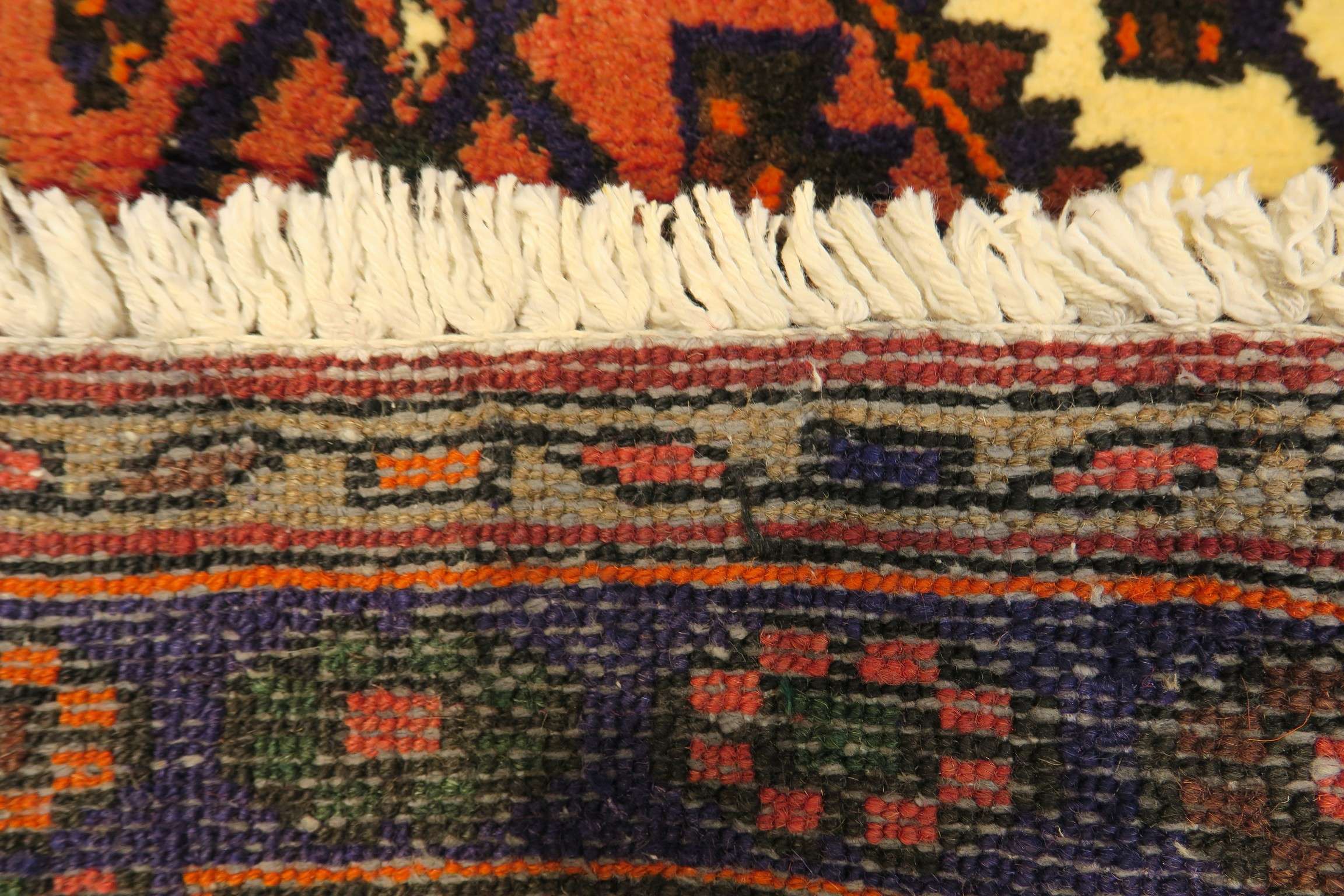 3'4'' x 4'9'' Persian Zanjan Rug - Image 10