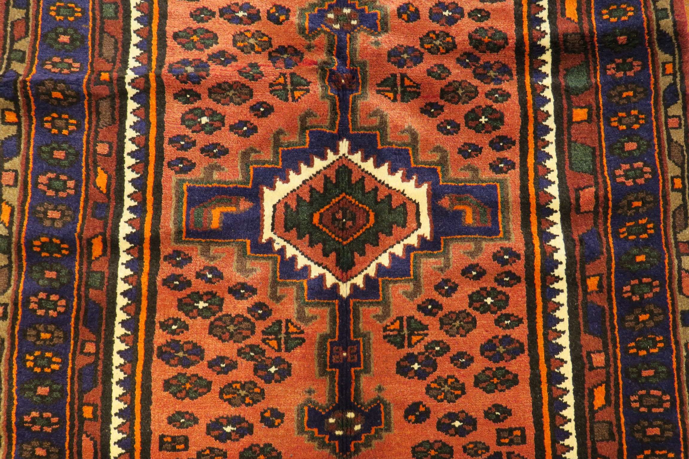3'4'' x 4'9'' Persian Zanjan Rug - Image 11