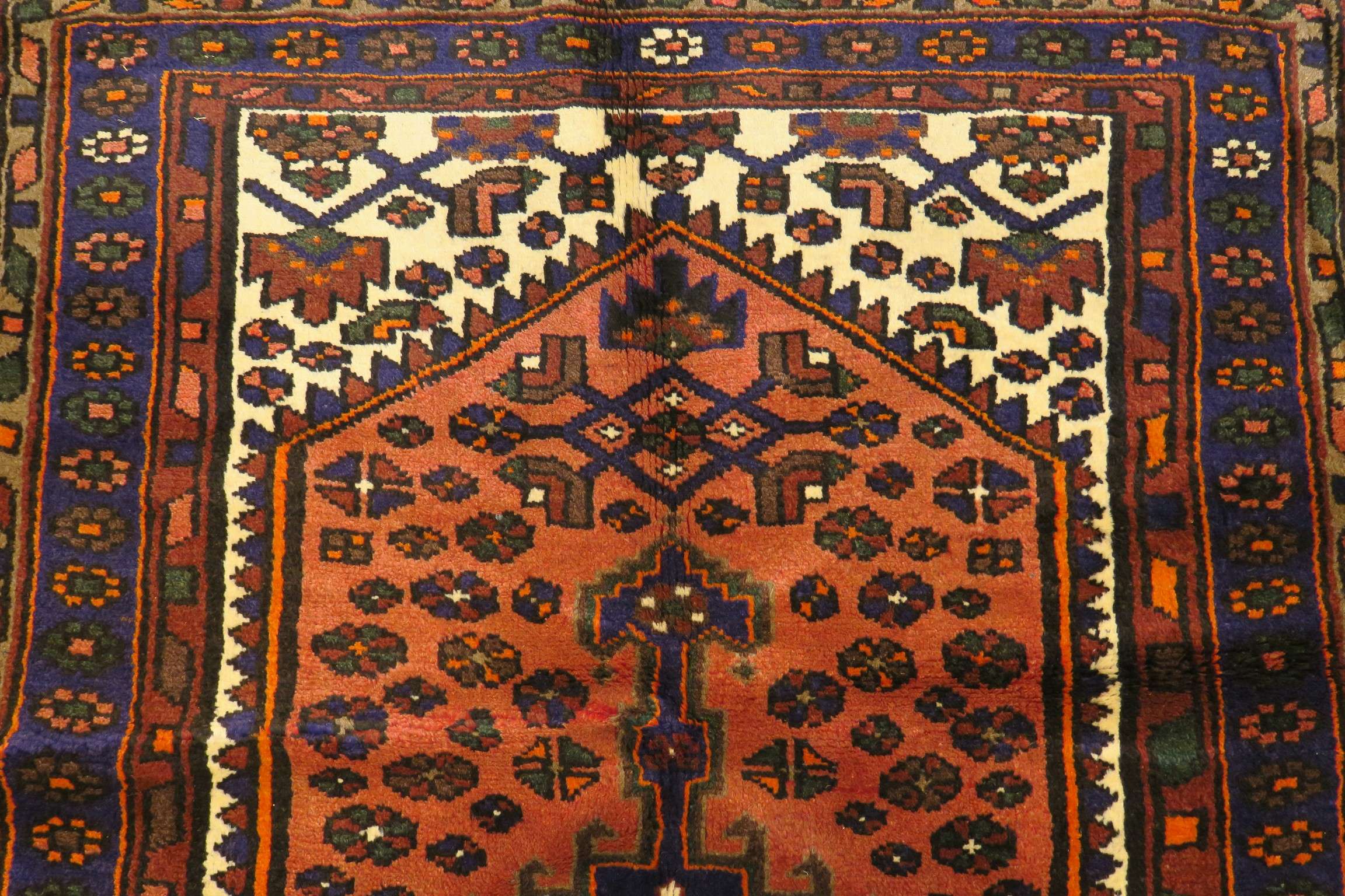 3'4'' x 4'9'' Persian Zanjan Rug - Image 7