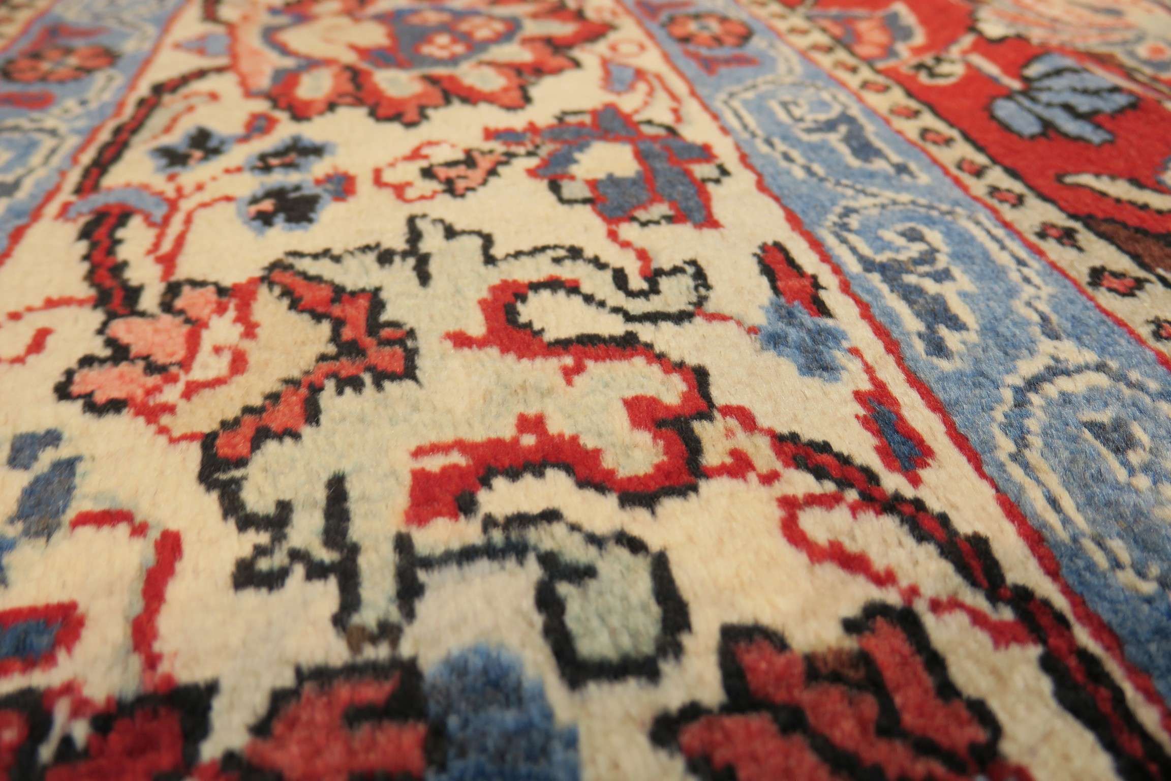 6'8'' x 10'8'' Persian Mahalat Rug - Image 8