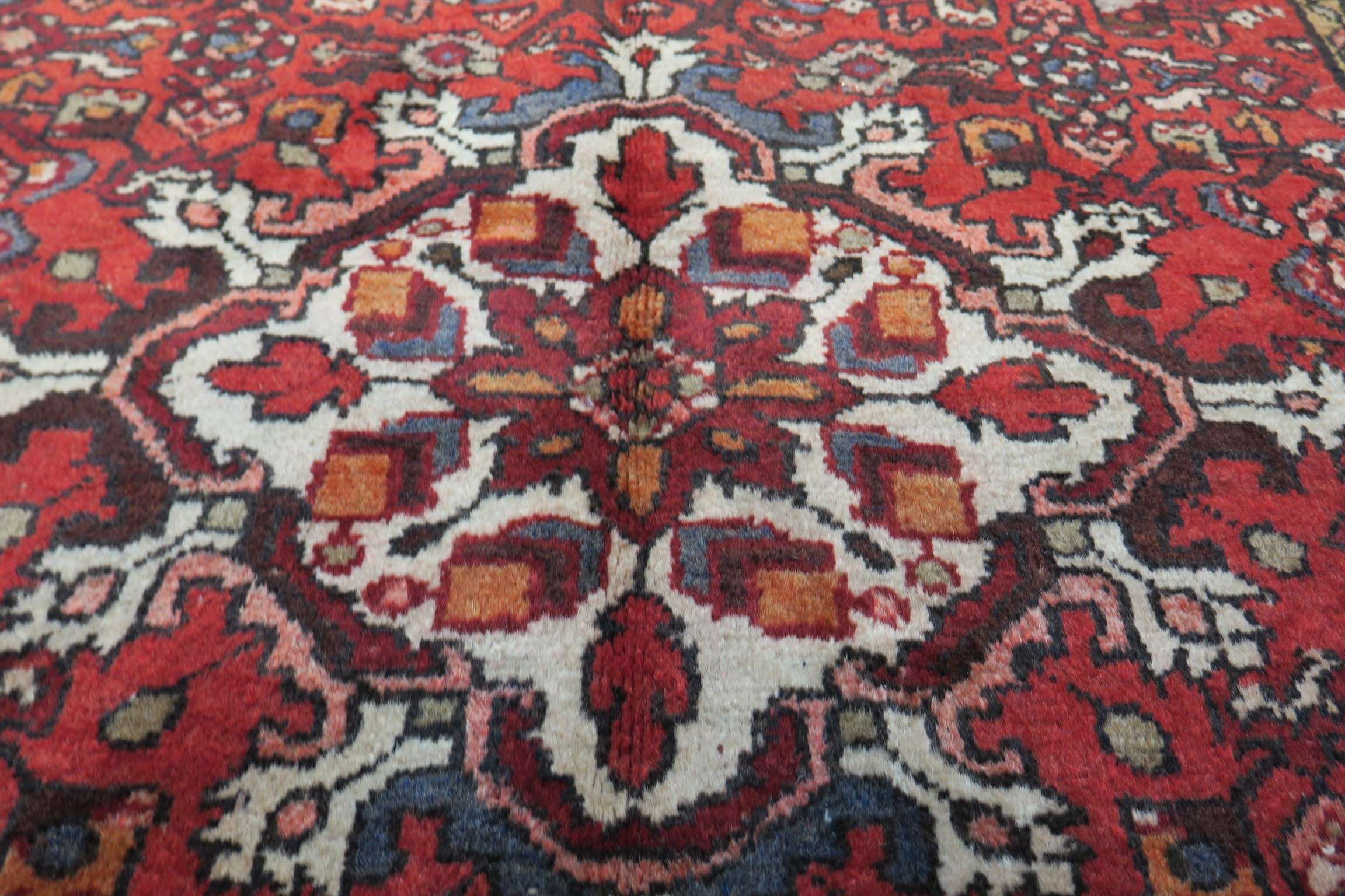 3'6'' x 4'10'' Persian Hamedan Rug - Image 9