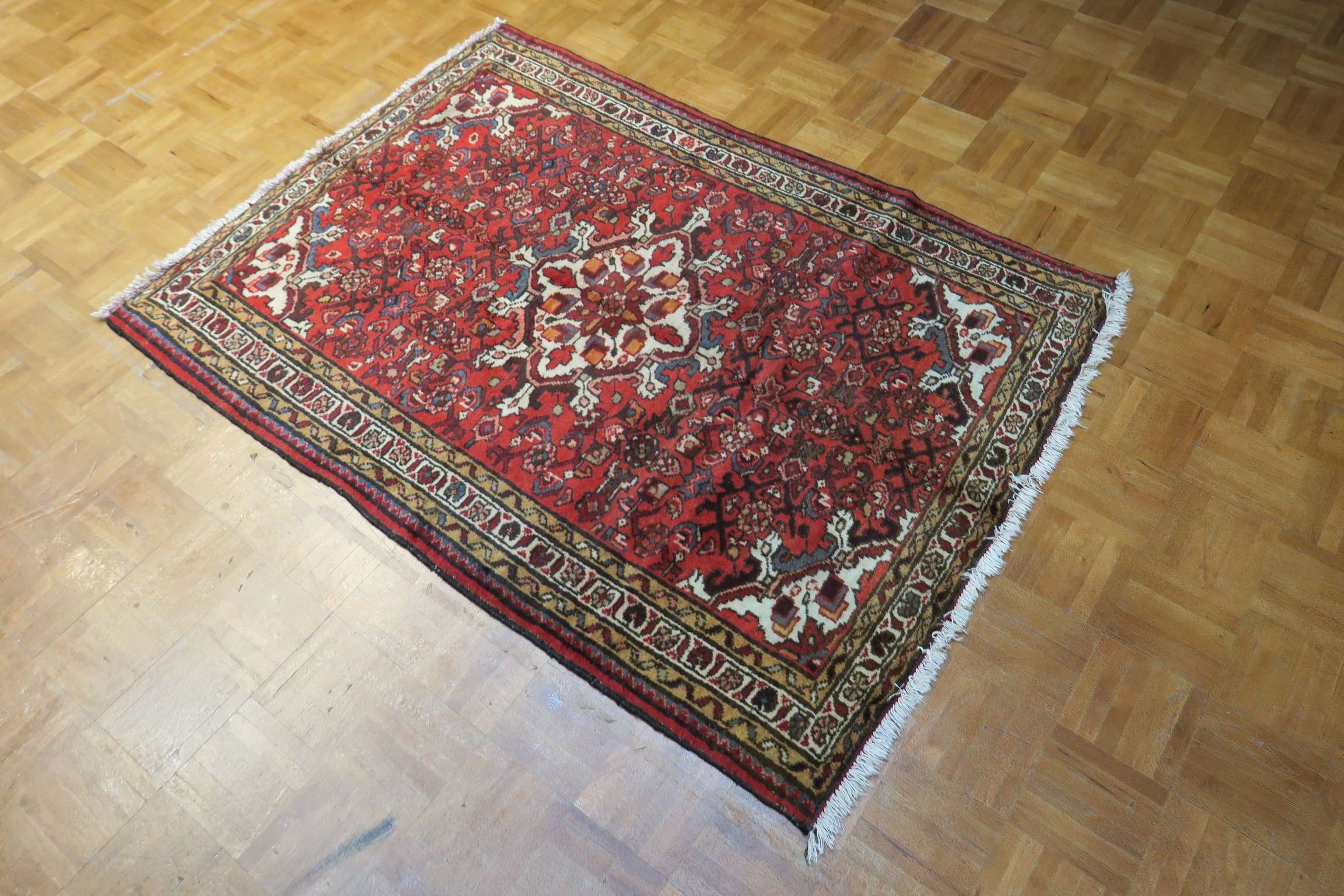 3'6'' x 4'10'' Persian Hamedan Rug - Image 6