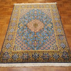 Alternative view of 3'6'' x 5'3'' Persian Shahreza Rug