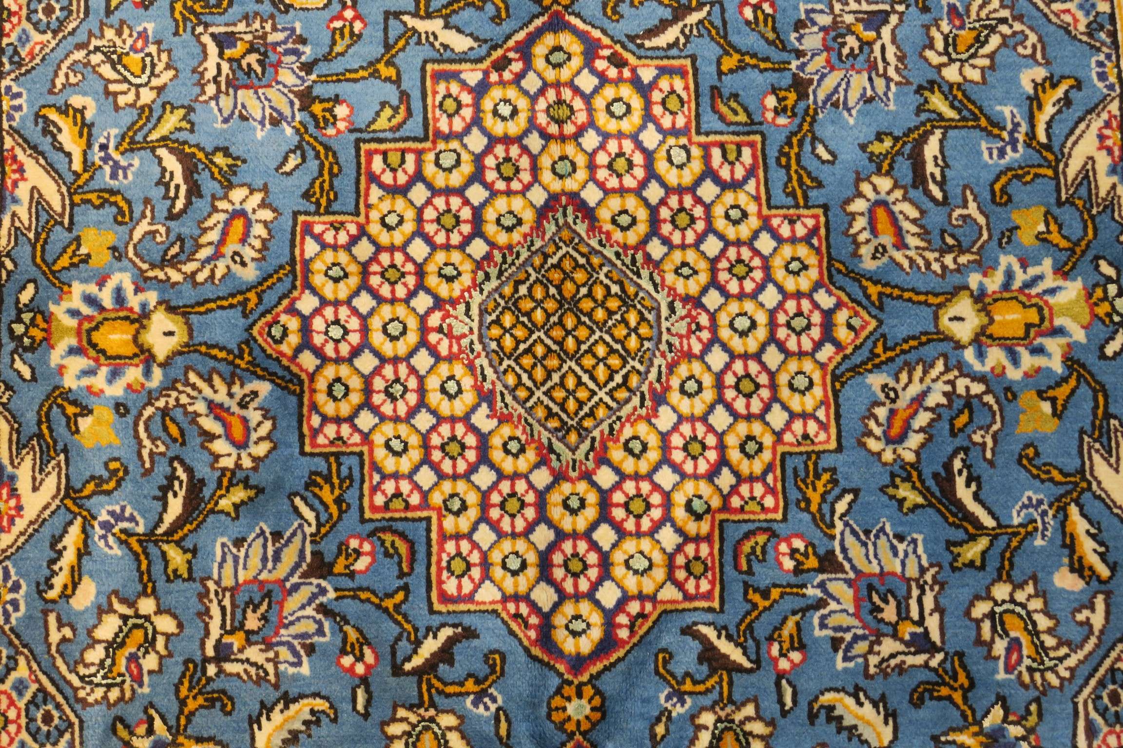 3'6'' x 5'3'' Persian Shahreza Rug - Image 10