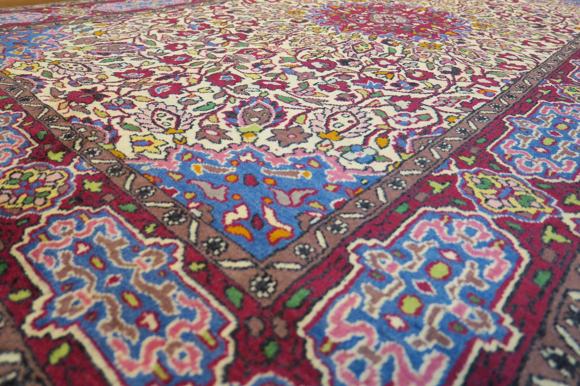 3'0'' x 5'1'' Persian Saroogh Rug - Image 11