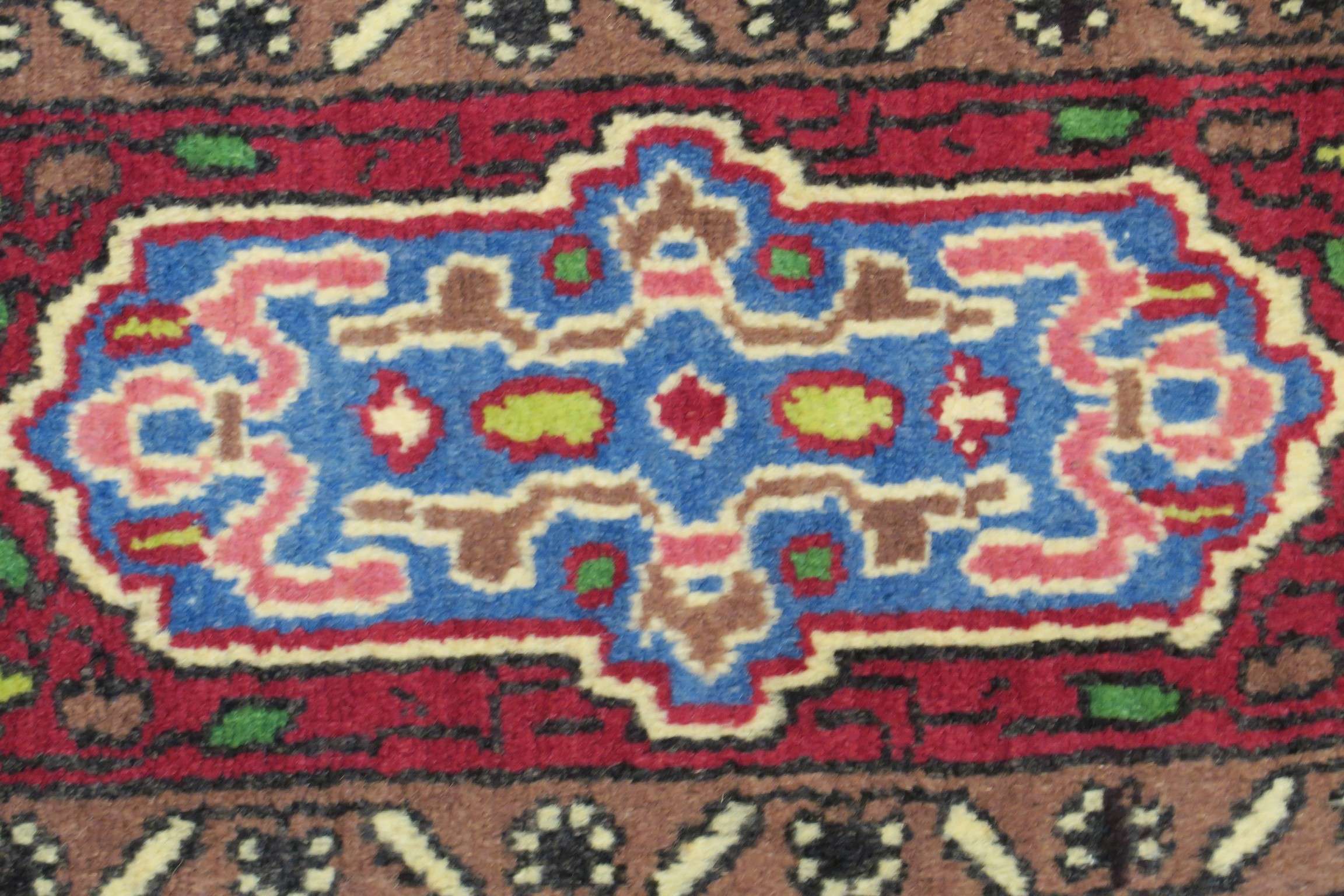 3'0'' x 5'1'' Persian Saroogh Rug - Image 2