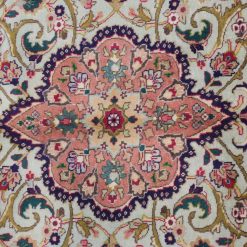 3'2'' x 4'7'' Persian Tebriz Rug