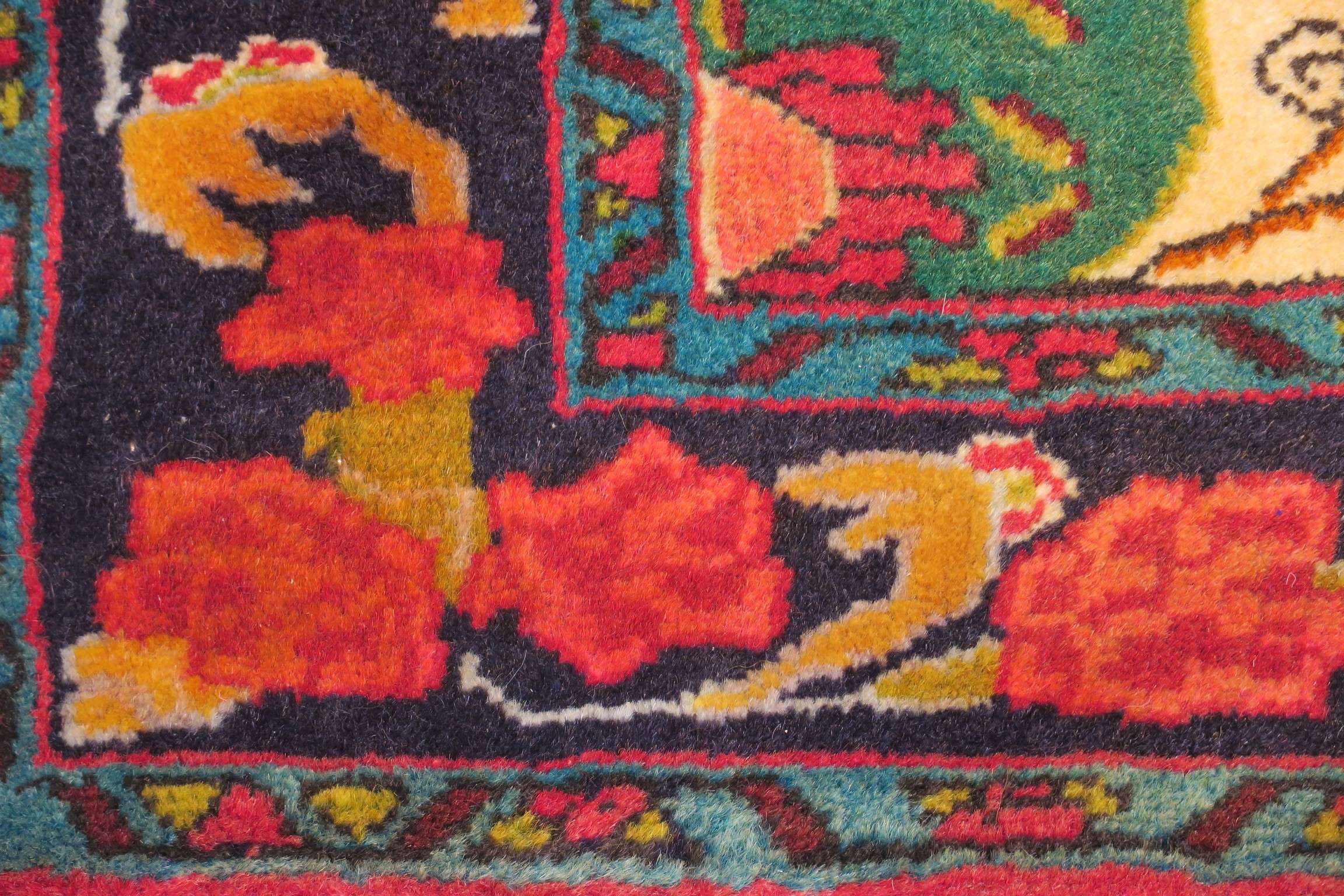 2'6'' x 2'2'' Persian Bijar Rug - Image 8