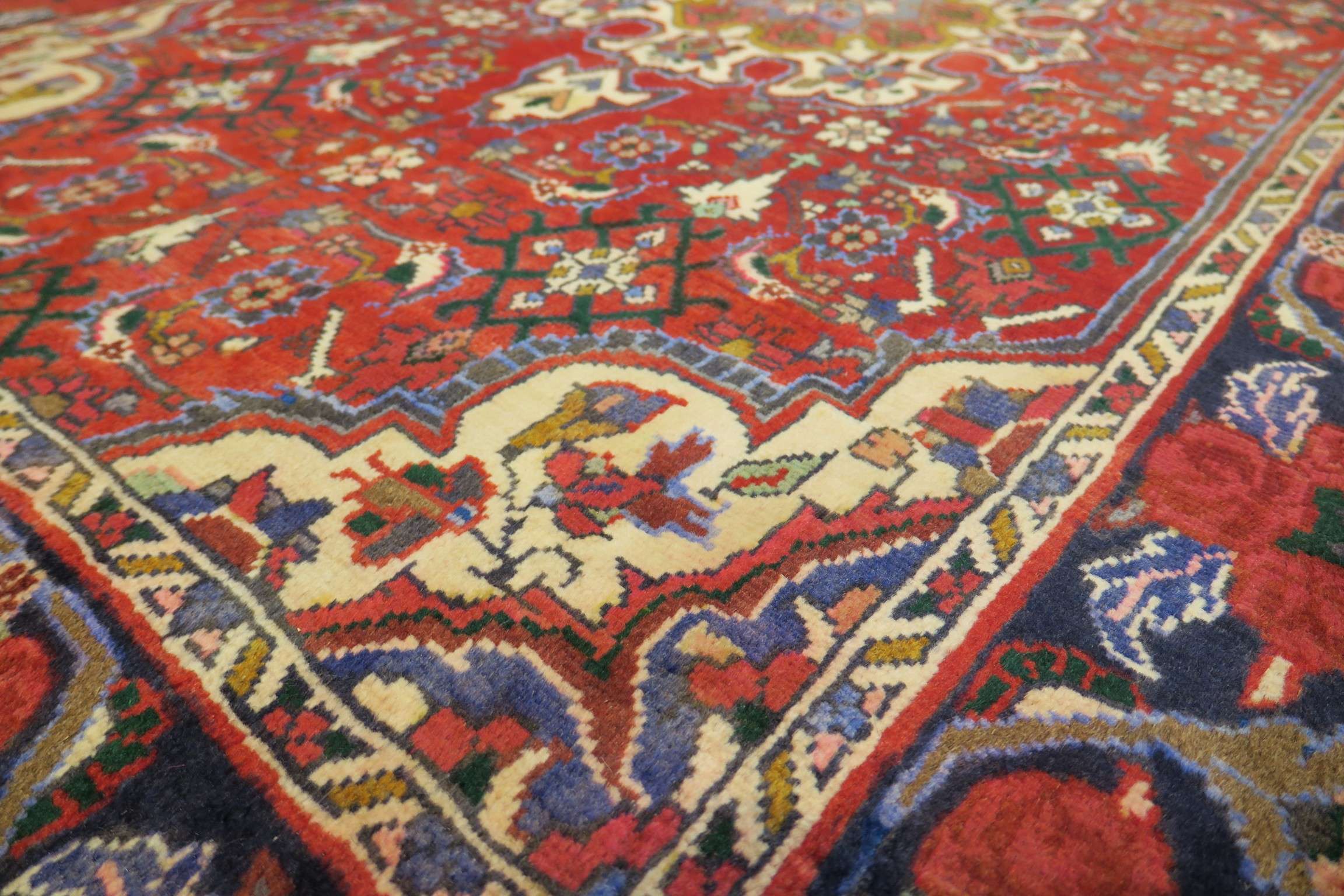 3'3'' x 4'10'' Persian Bijar Rug - Image 10