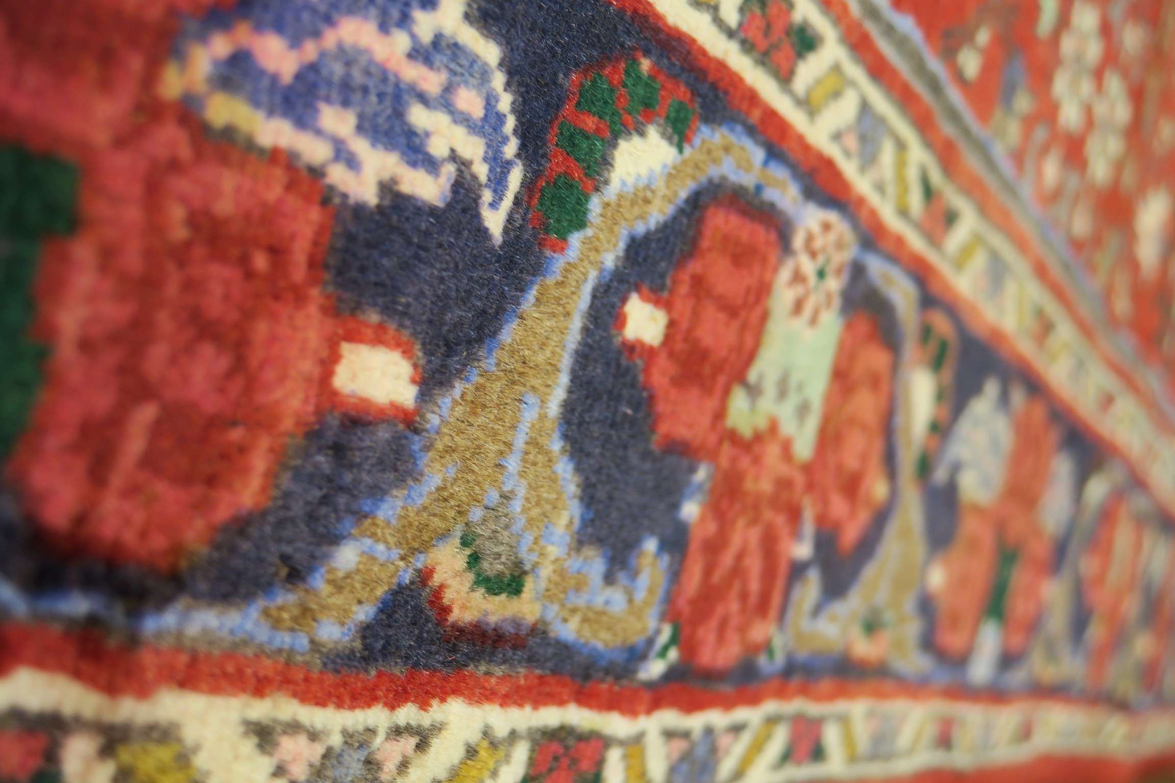 3'3'' x 4'10'' Persian Bijar Rug - Image 6