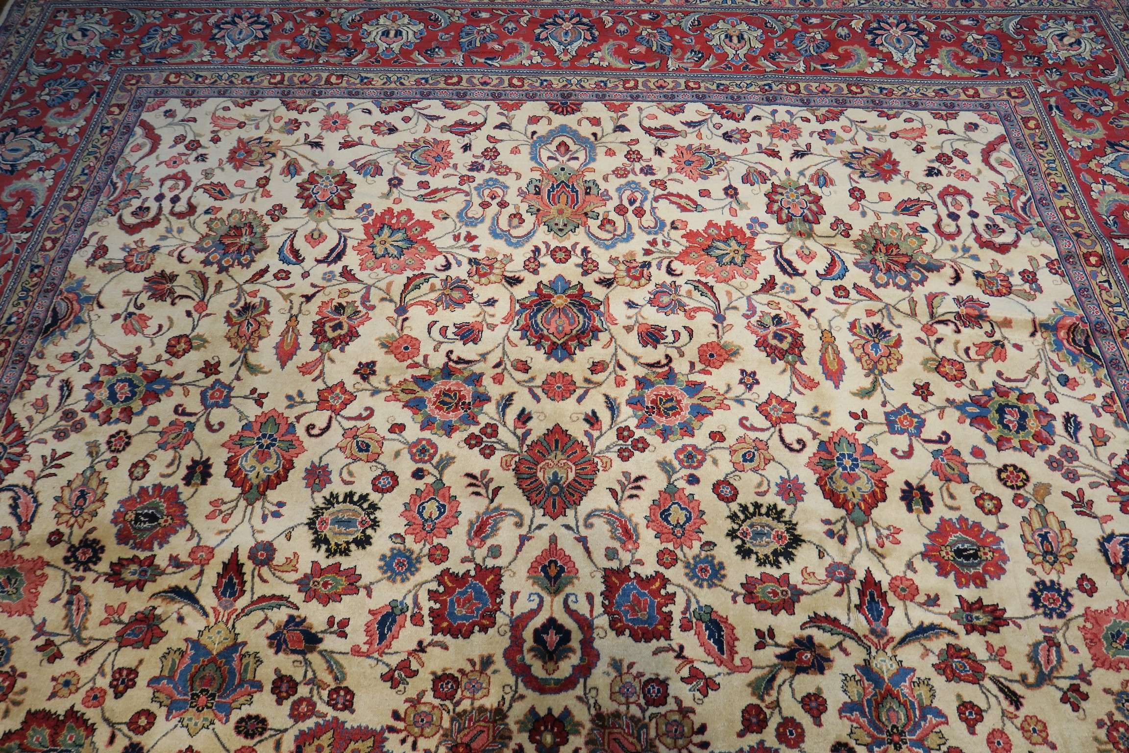 10'3'' x 13'6'' Persian Saroogh Rug - Image 12