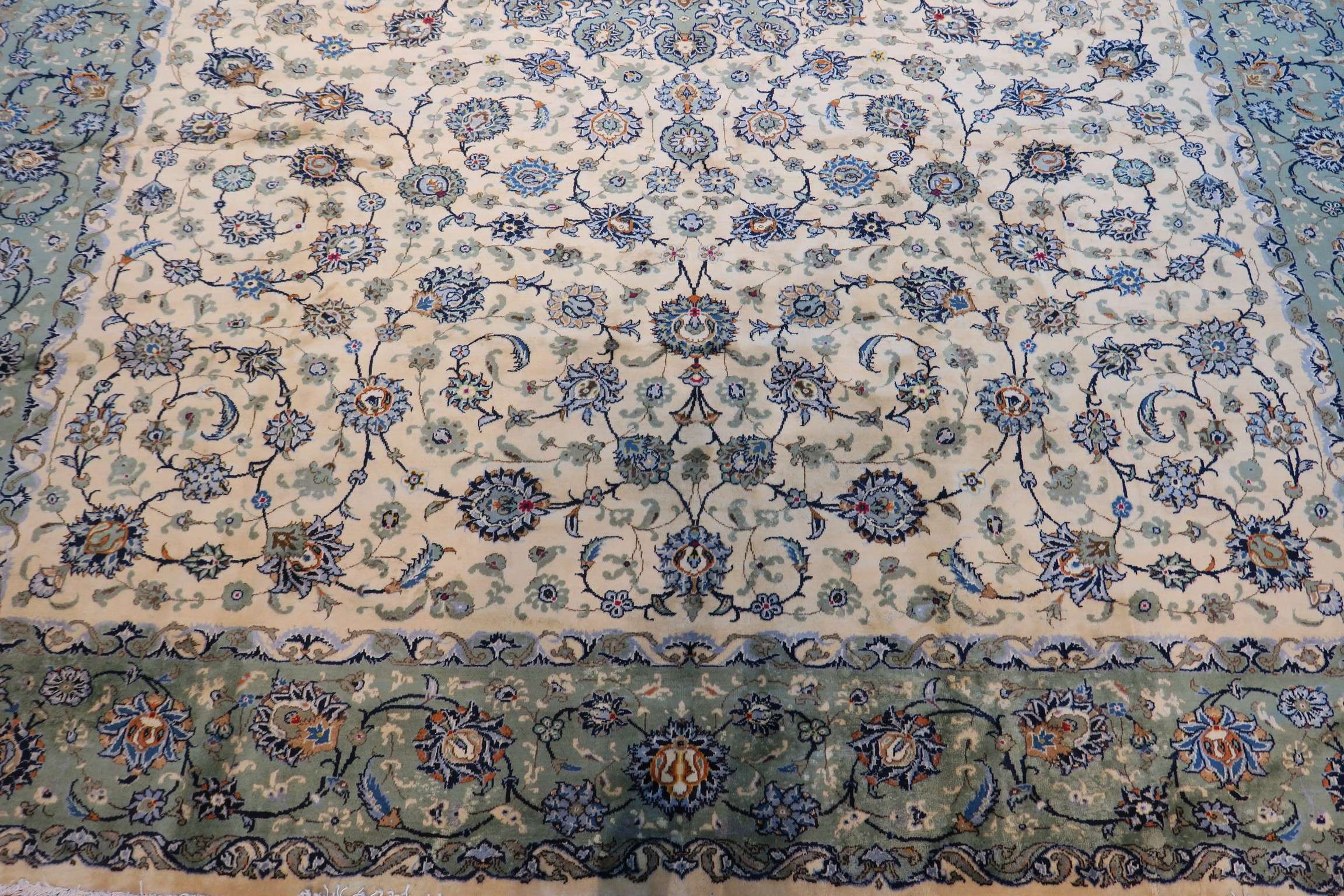 9'7'' x 13'1'' Persian Keshan Rug - Image 4