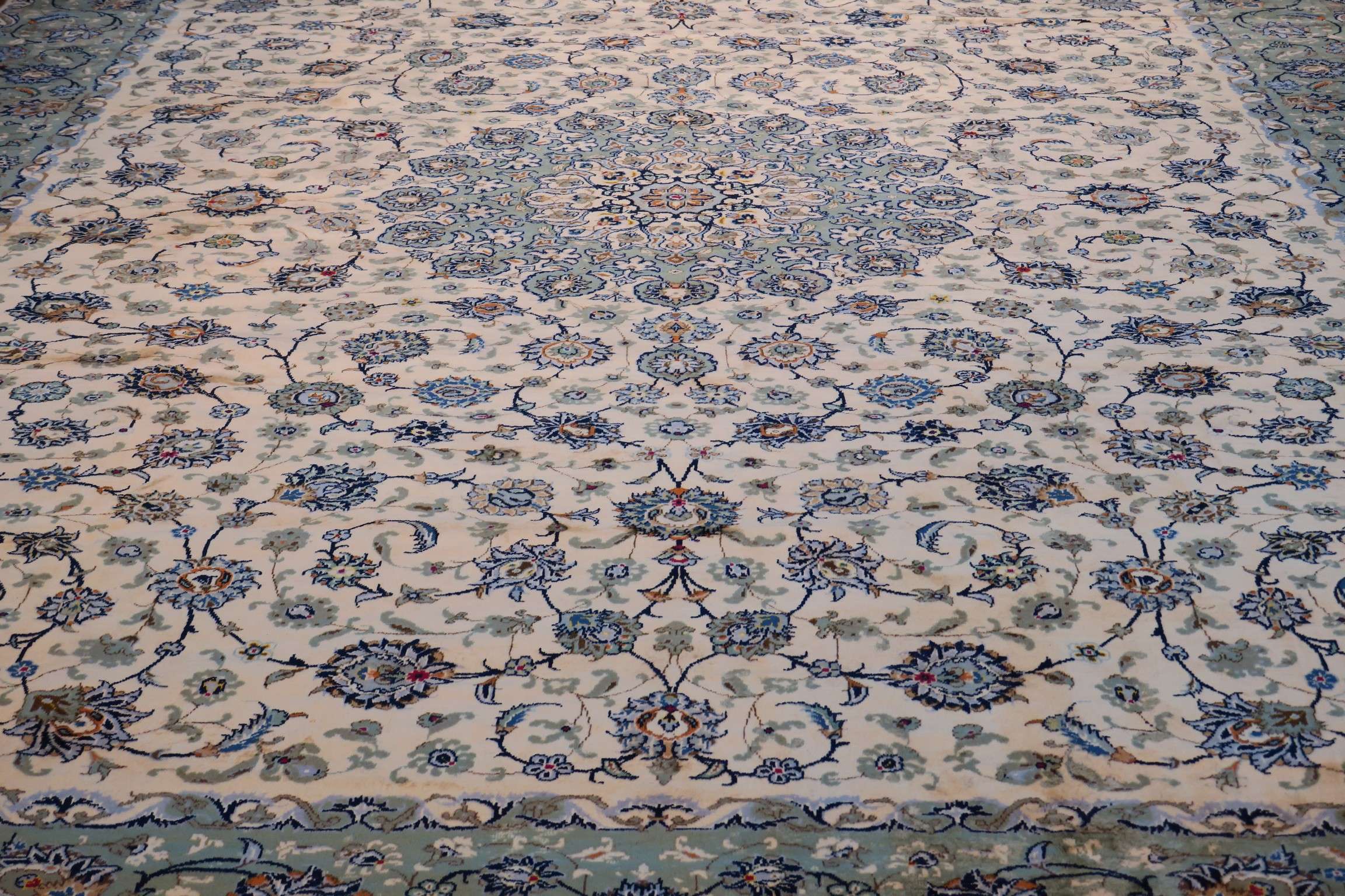 9'7'' x 13'1'' Persian Keshan Rug - Image 5