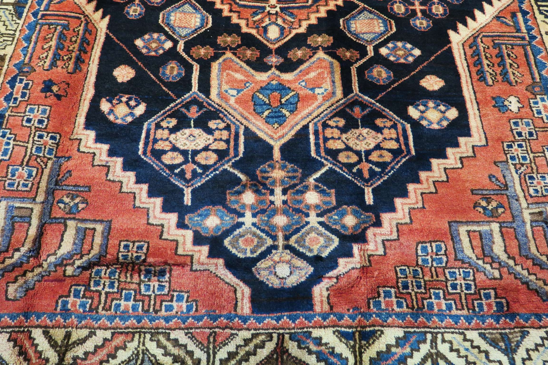 4'4'' x 7'0'' Persian Hamedan Rug - Image 10