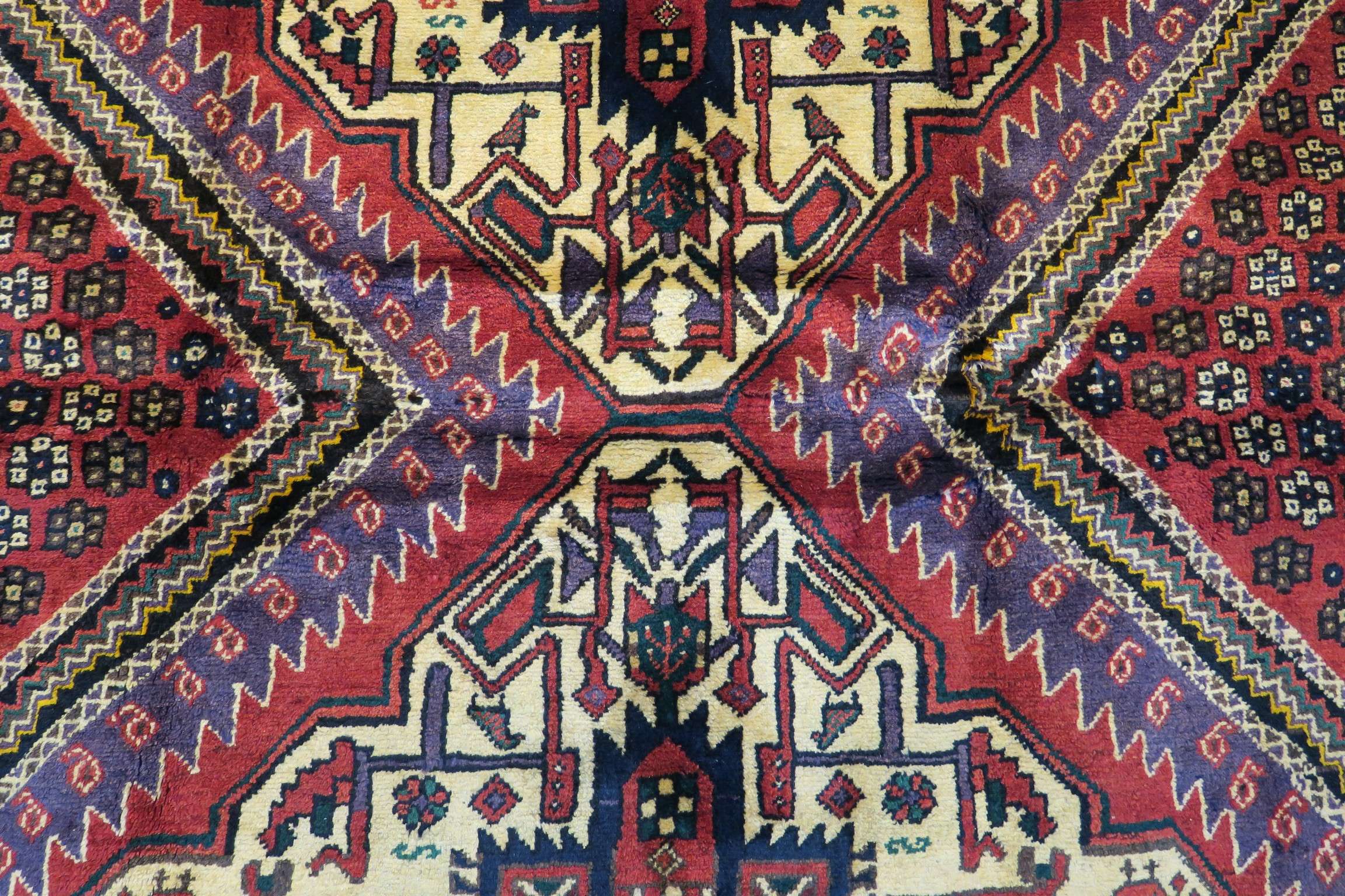 4'9'' x 6'8'' Persian Sirjan Rug - Image 8