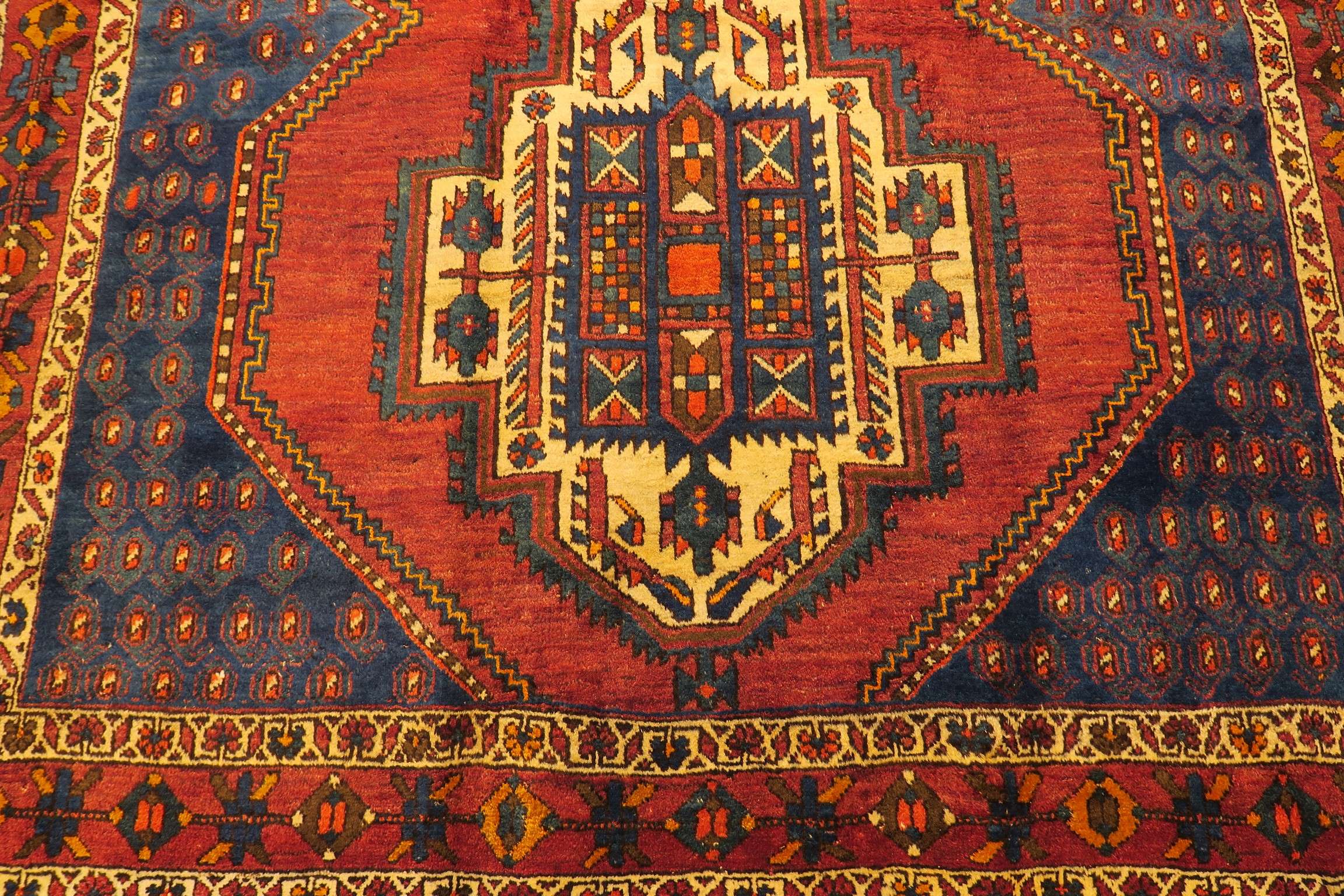 5'2'' x 6'4'' Persian Sirjan Rug - Image 3
