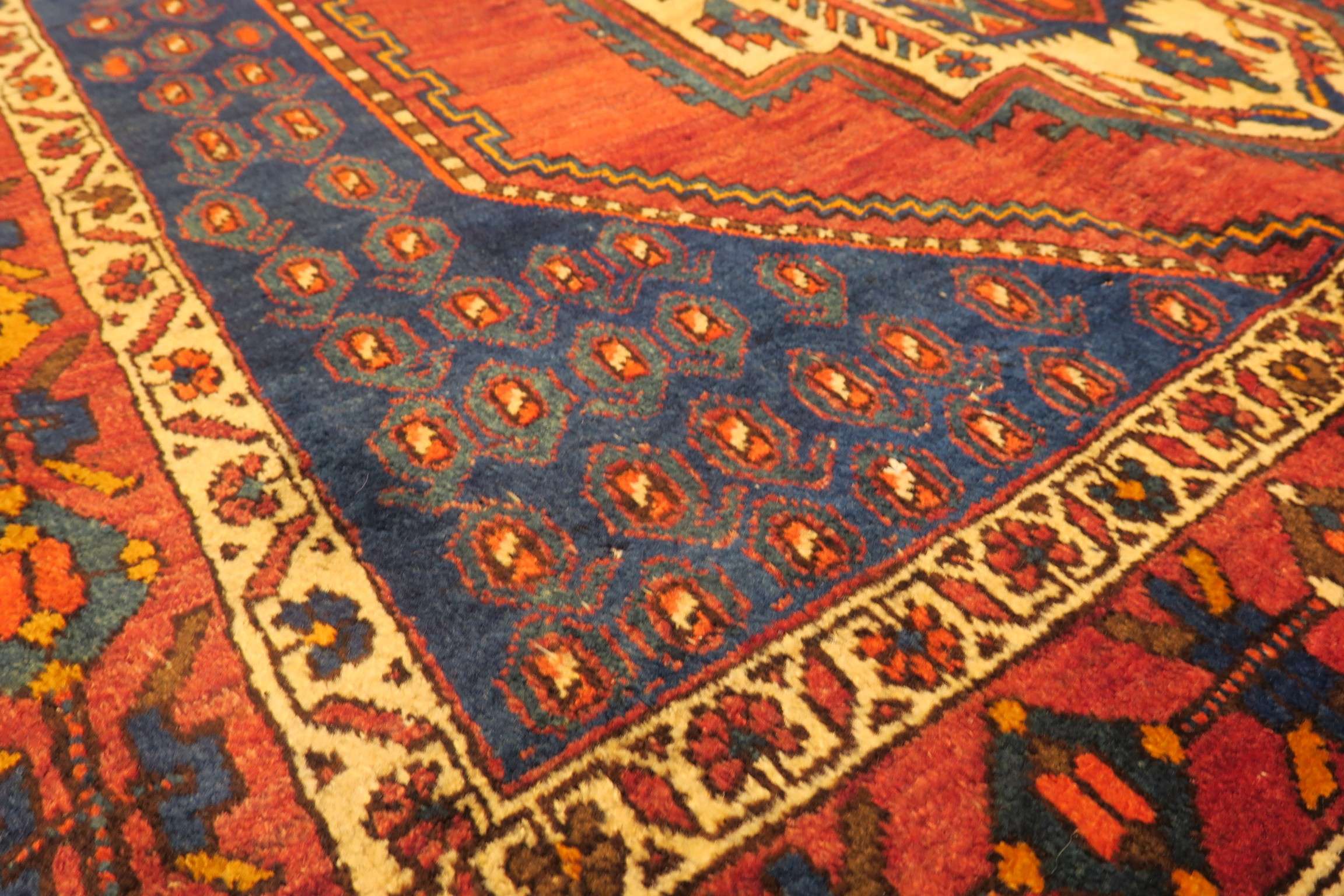 5'2'' x 6'4'' Persian Sirjan Rug - Image 9