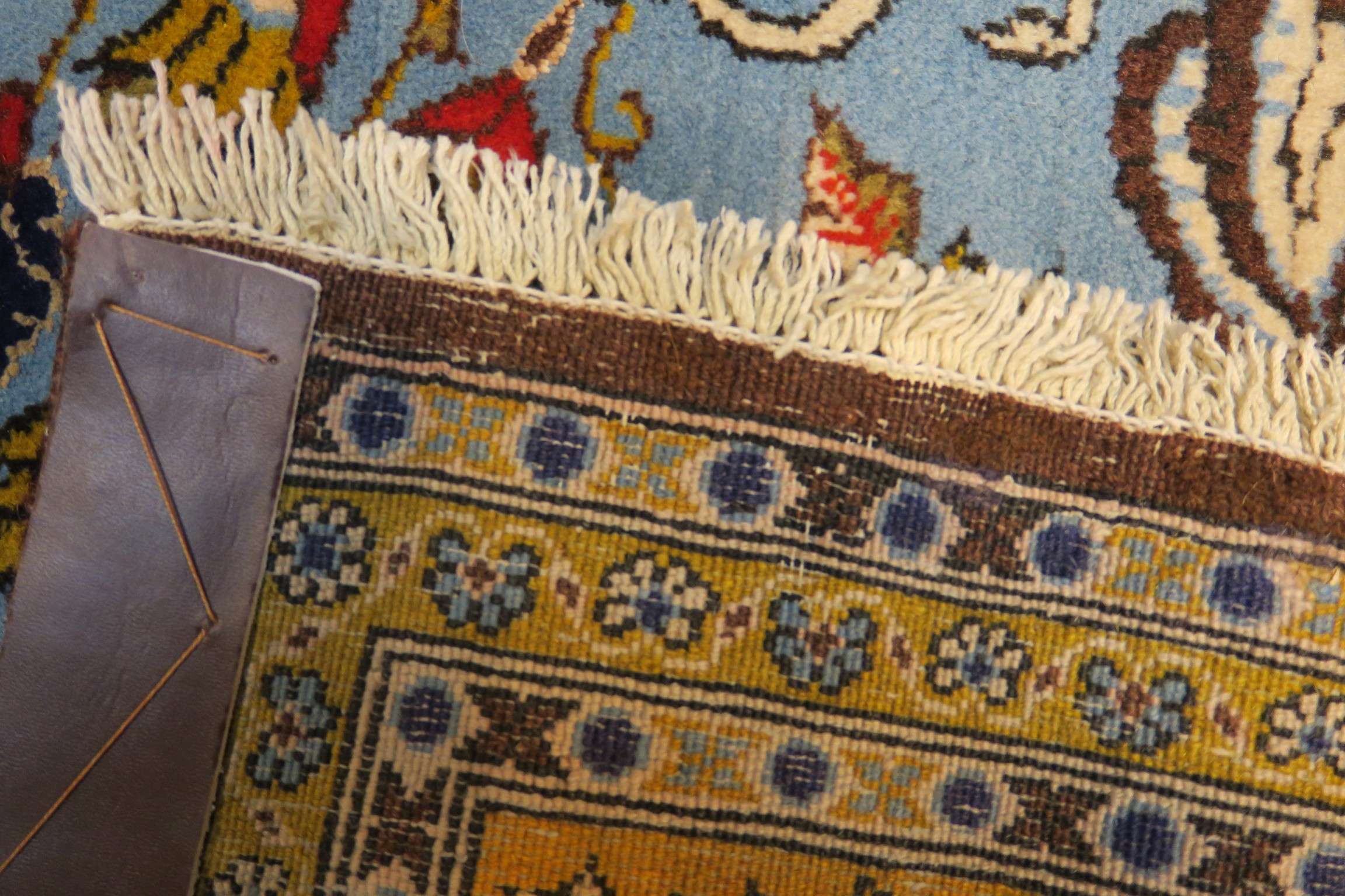 4'9'' x 6'4'' Persian Qoumsheh Rug - Image 10