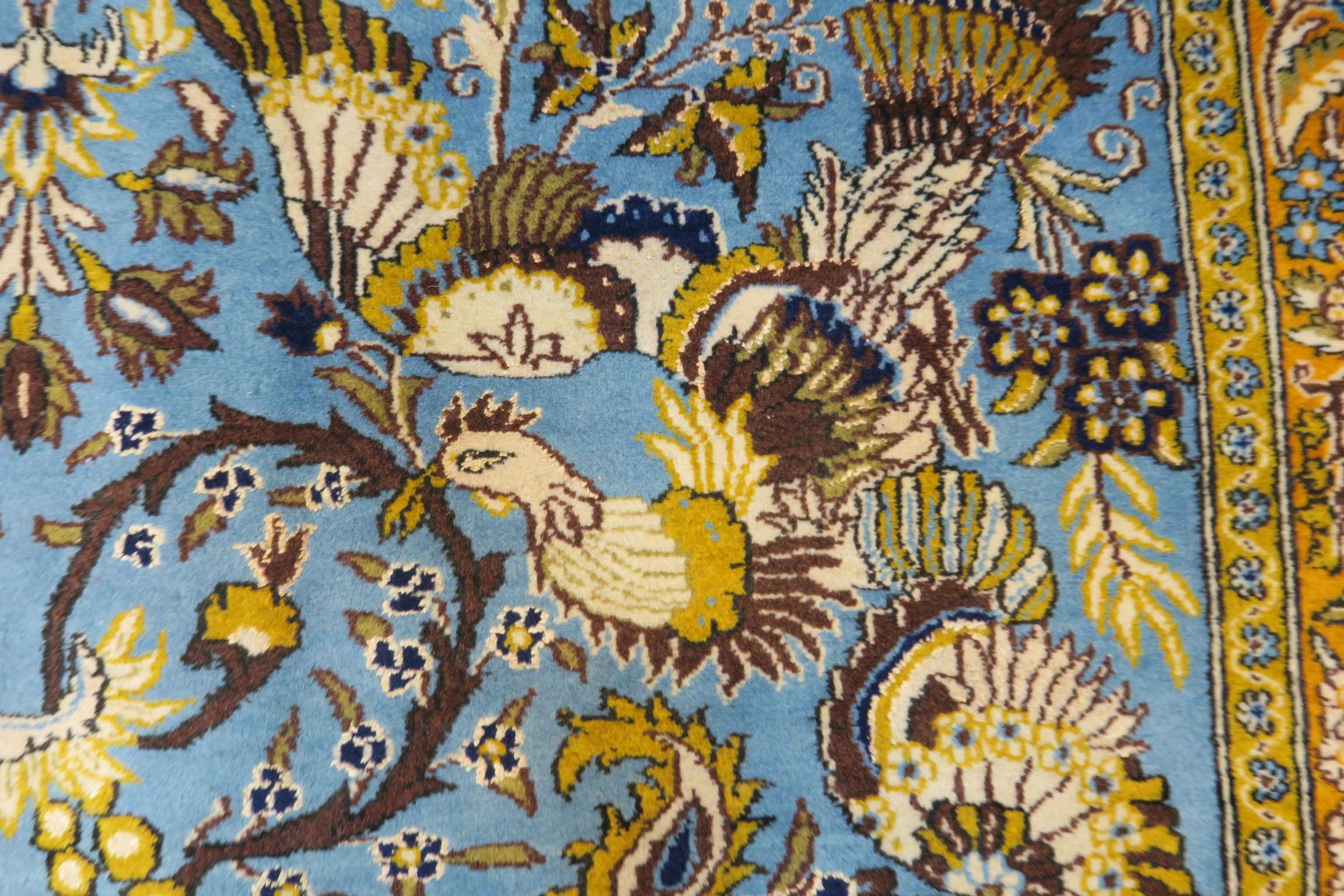 4'9'' x 6'4'' Persian Qoumsheh Rug - Image 4