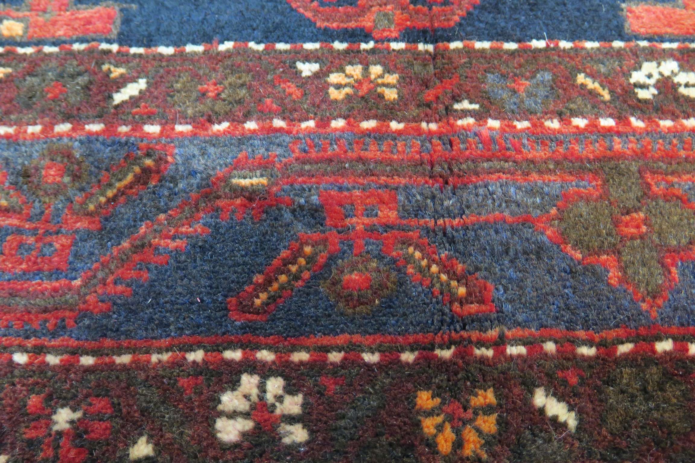 3'4'' x 10'0'' Persian Hamedan Rug - Image 10
