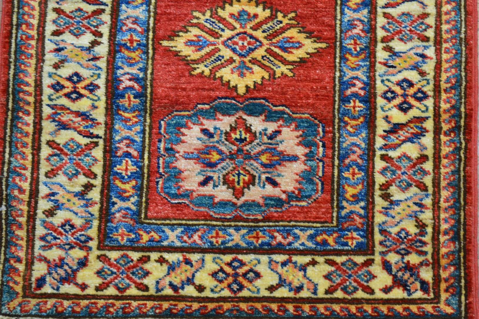 2' 0" x 5' 6" Pakistan Kazak Runner - Image 9