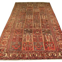 5' 4" x 9' 1" Persian Bakhtiari Rug