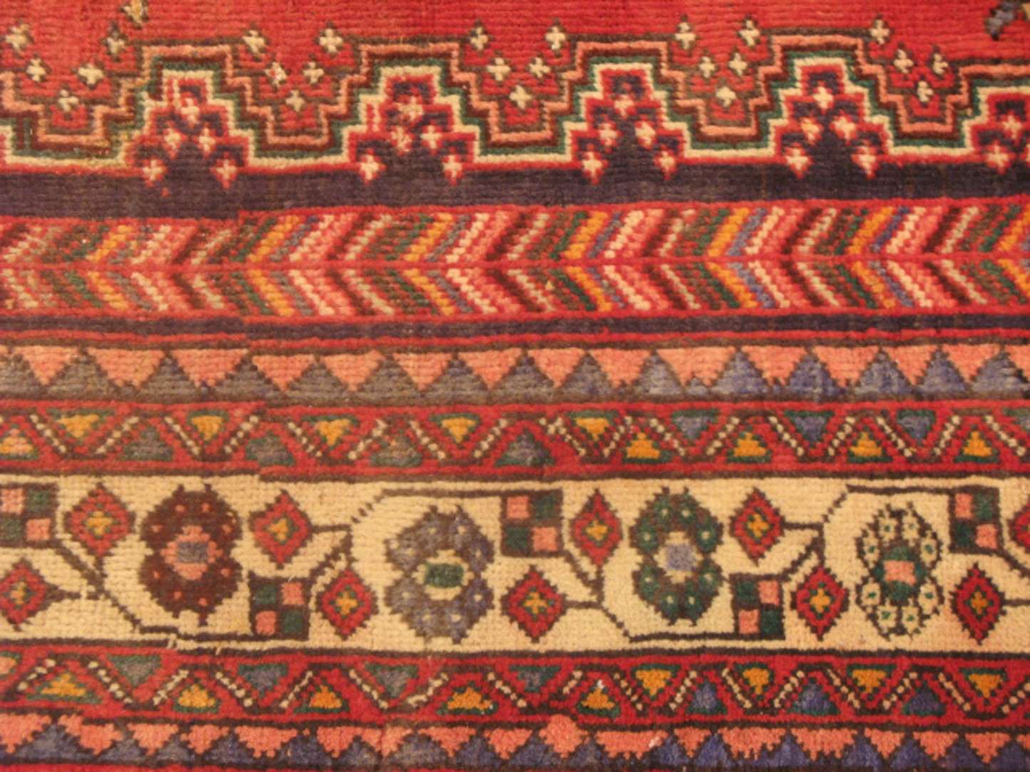 5' 0" x 9' 7" Persian Abadeh Rug - Image 11
