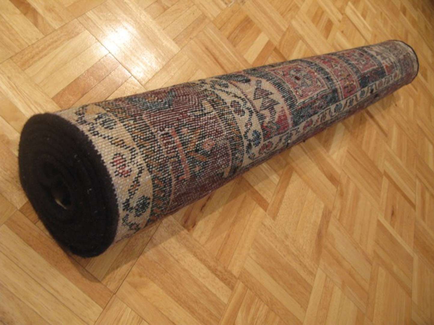 4' 5" x 6' 1" Persian Shahsavan Rug - Image 12