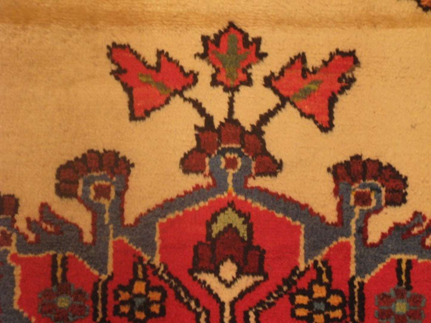 3' 1" x 4' 4" Persian Tafresh Rug - Image 4