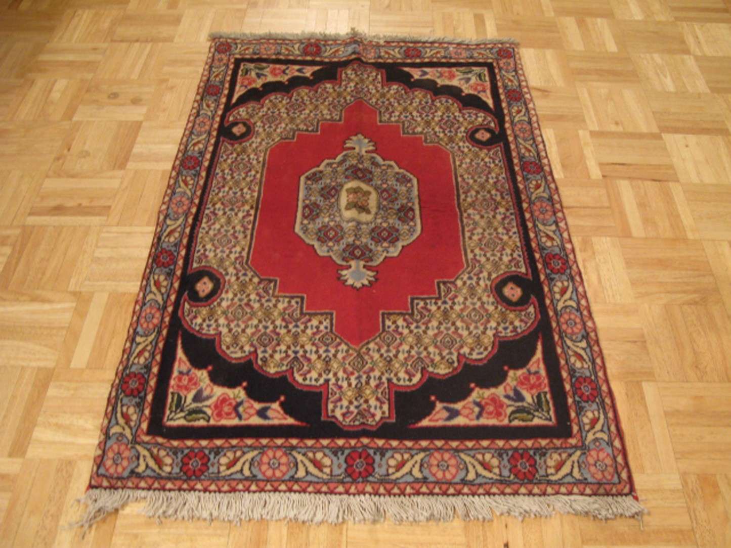 2' 5" x 3' 8" Persian Bijar Rug - Image 2