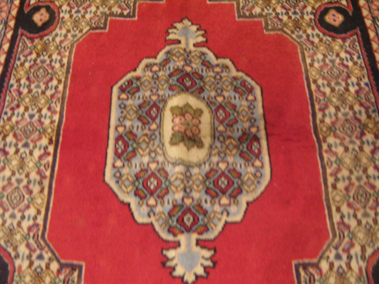 2' 5" x 3' 8" Persian Bijar Rug - Image 7