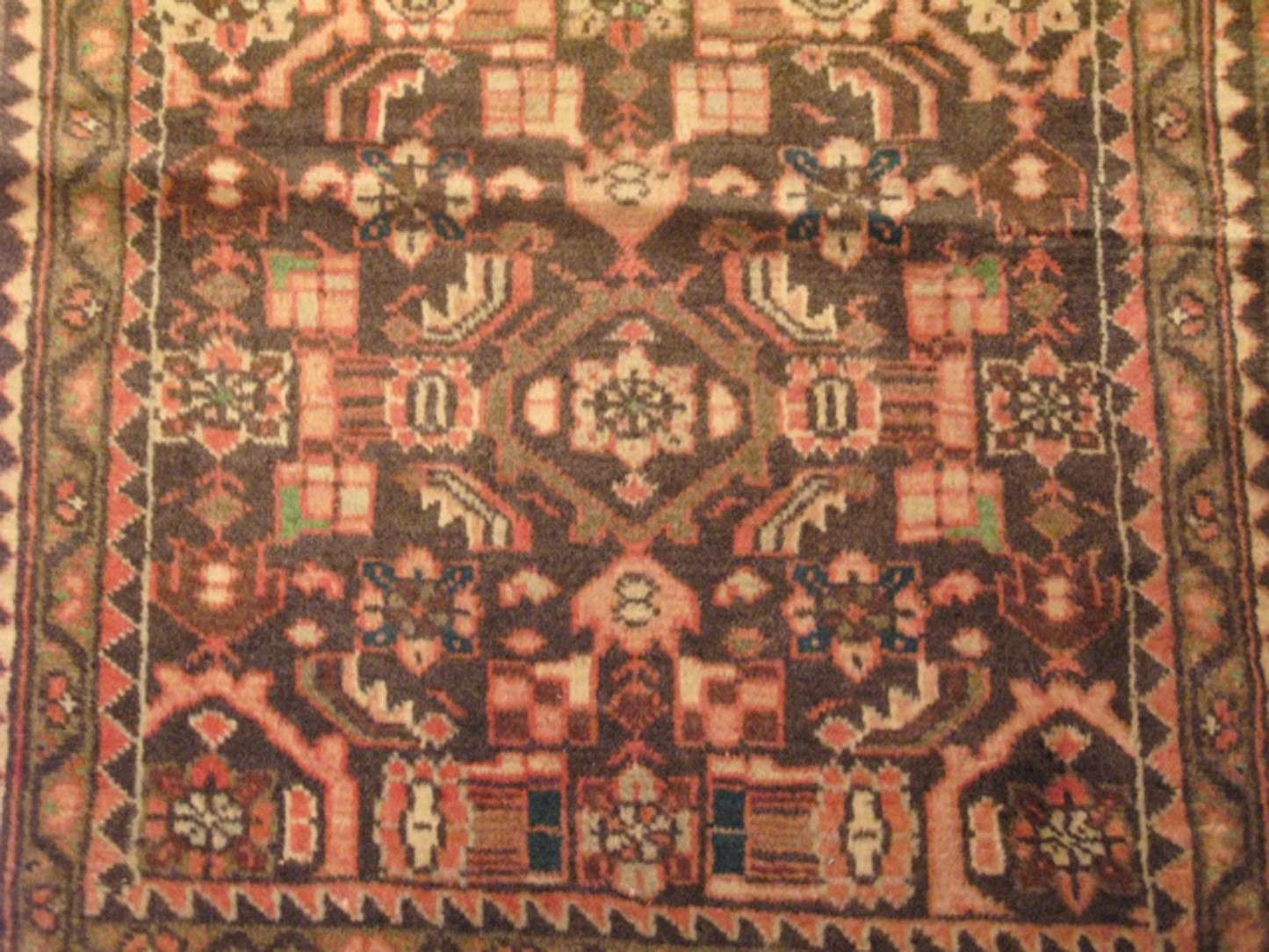 2' 6" x 6' 9" Persian Lilian Runner - Image 5