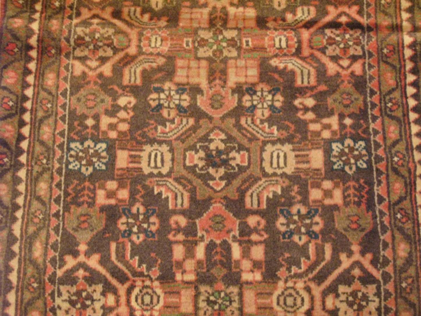 2' 6" x 6' 9" Persian Lilian Runner - Image 9