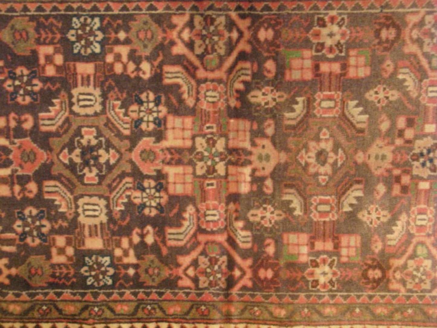 2' 6" x 6' 9" Persian Lilian Runner - Image 3