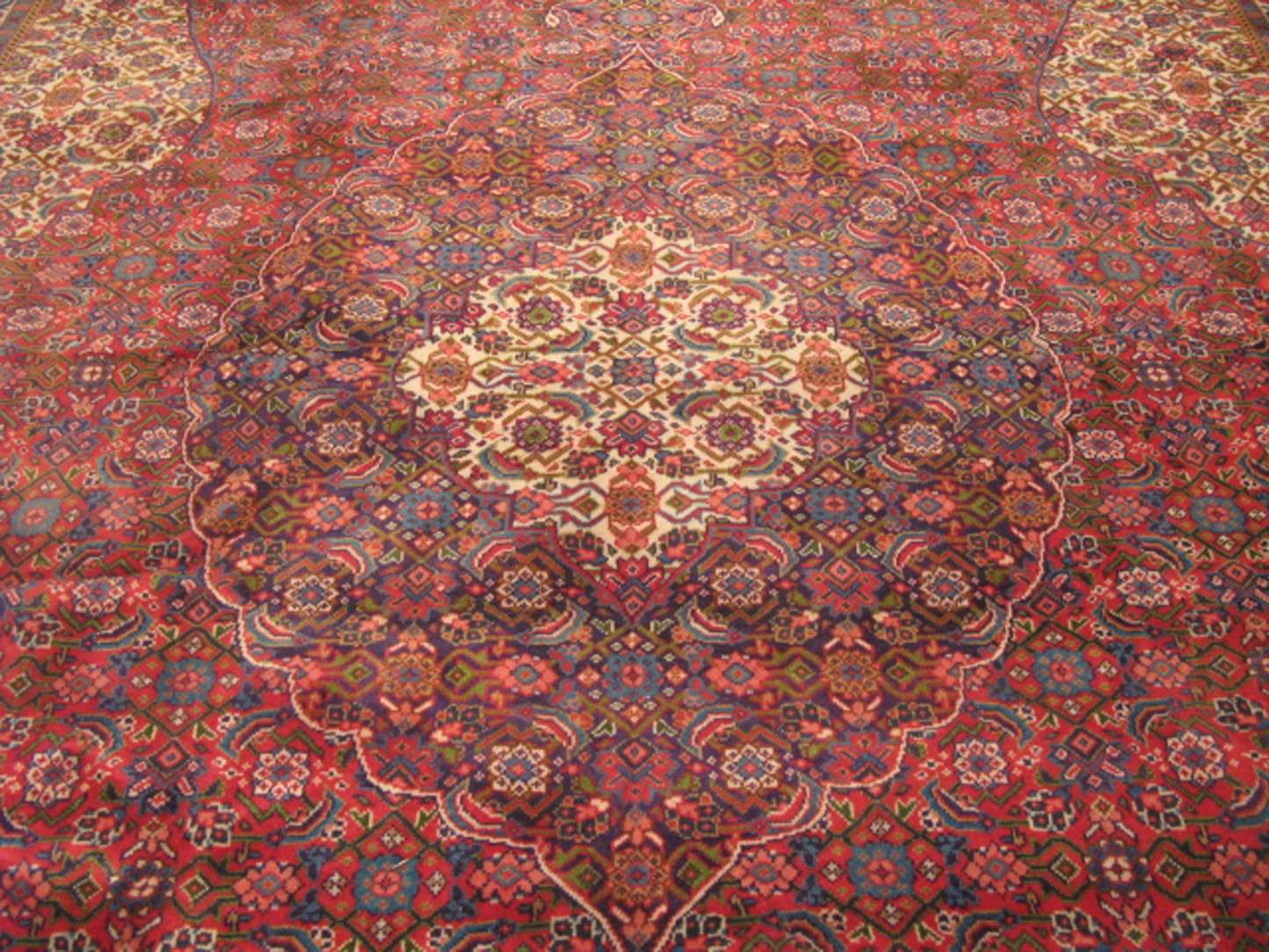 8' 4" x 11' 7" Persian Sarouk Rug - Image 9