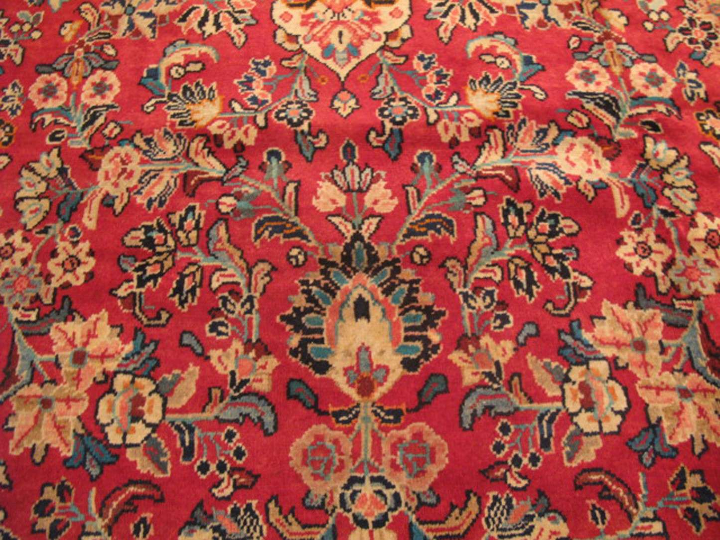 10' 6" x 14' 4" Persian Sarouk Rug - Image 4