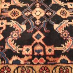 Alternative view of 4' 3" x 9' 9" Persian Mahal Runner