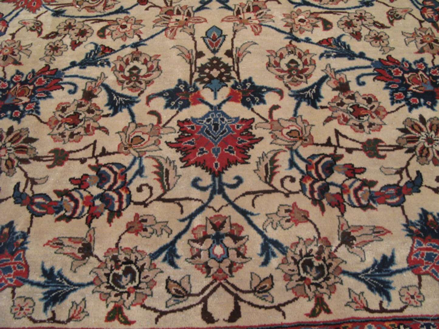 8' 2" x 11' 5" Persian Tebriz Rug - Image 5