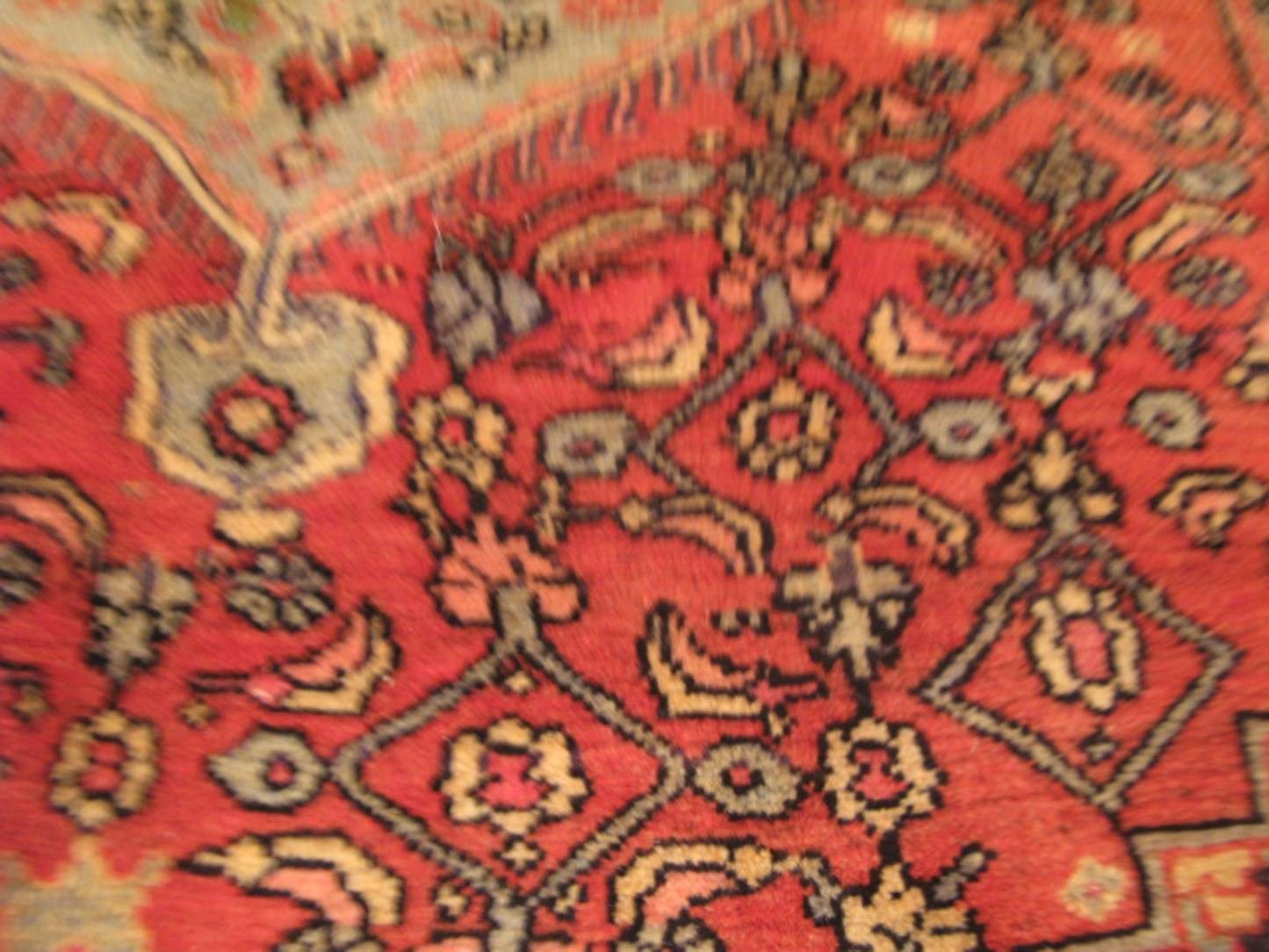 3' 9" x 5' 3" Persian Bijar Rug - Image 9